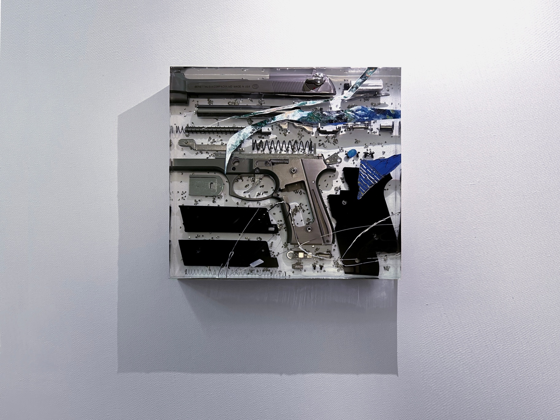 GUN